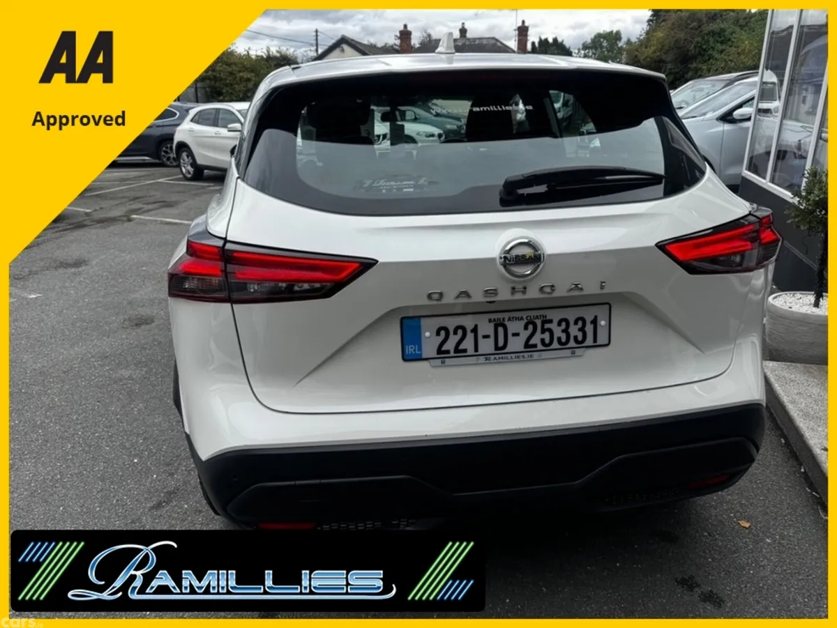 Nissan Qashqai SUV, Petrol, 2022, White