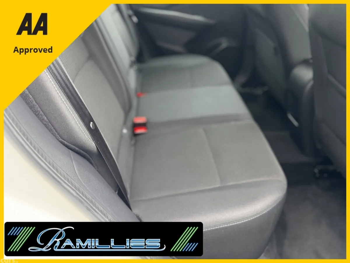Nissan Qashqai SUV, Petrol, 2022, White