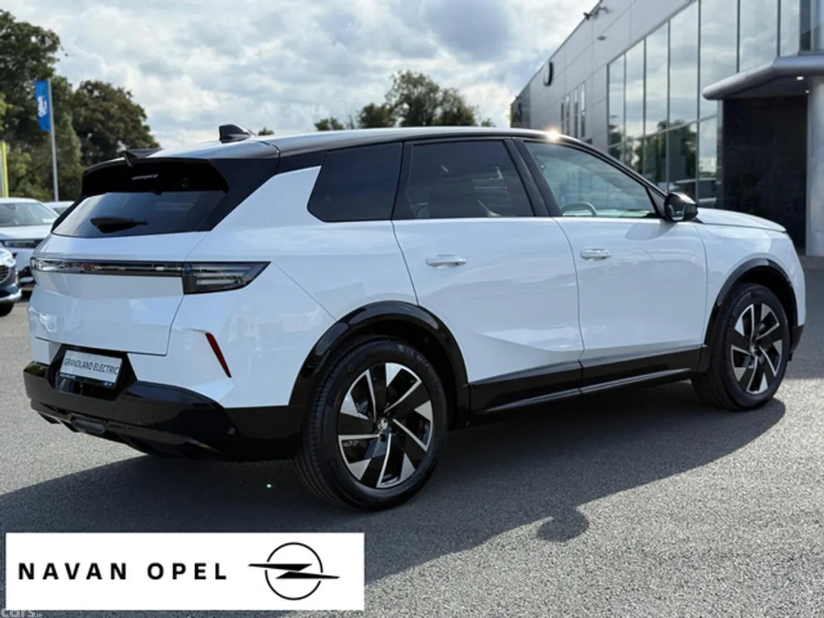 Opel Grandland SUV, Electric, 2027, White