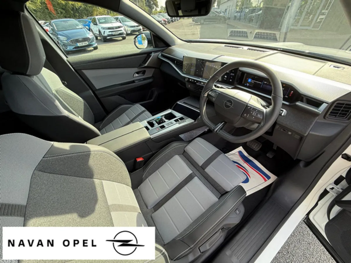 Opel Grandland SUV, Electric, 2027, White
