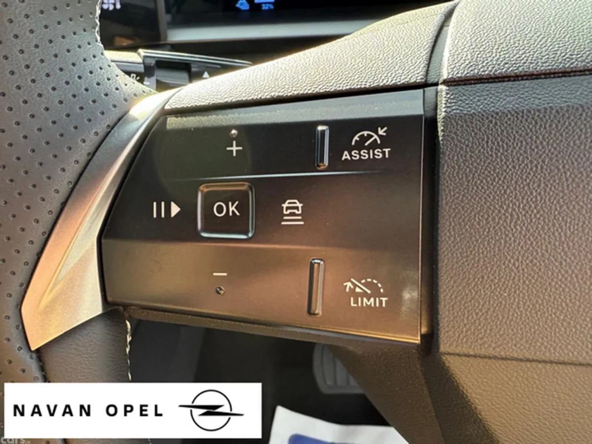 Opel Grandland SUV, Electric, 2027, White