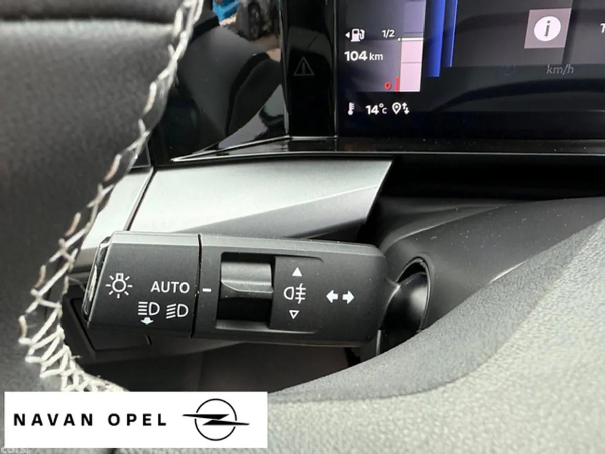 Opel Frontera SUV, Petrol Hybrid, 2027, Green