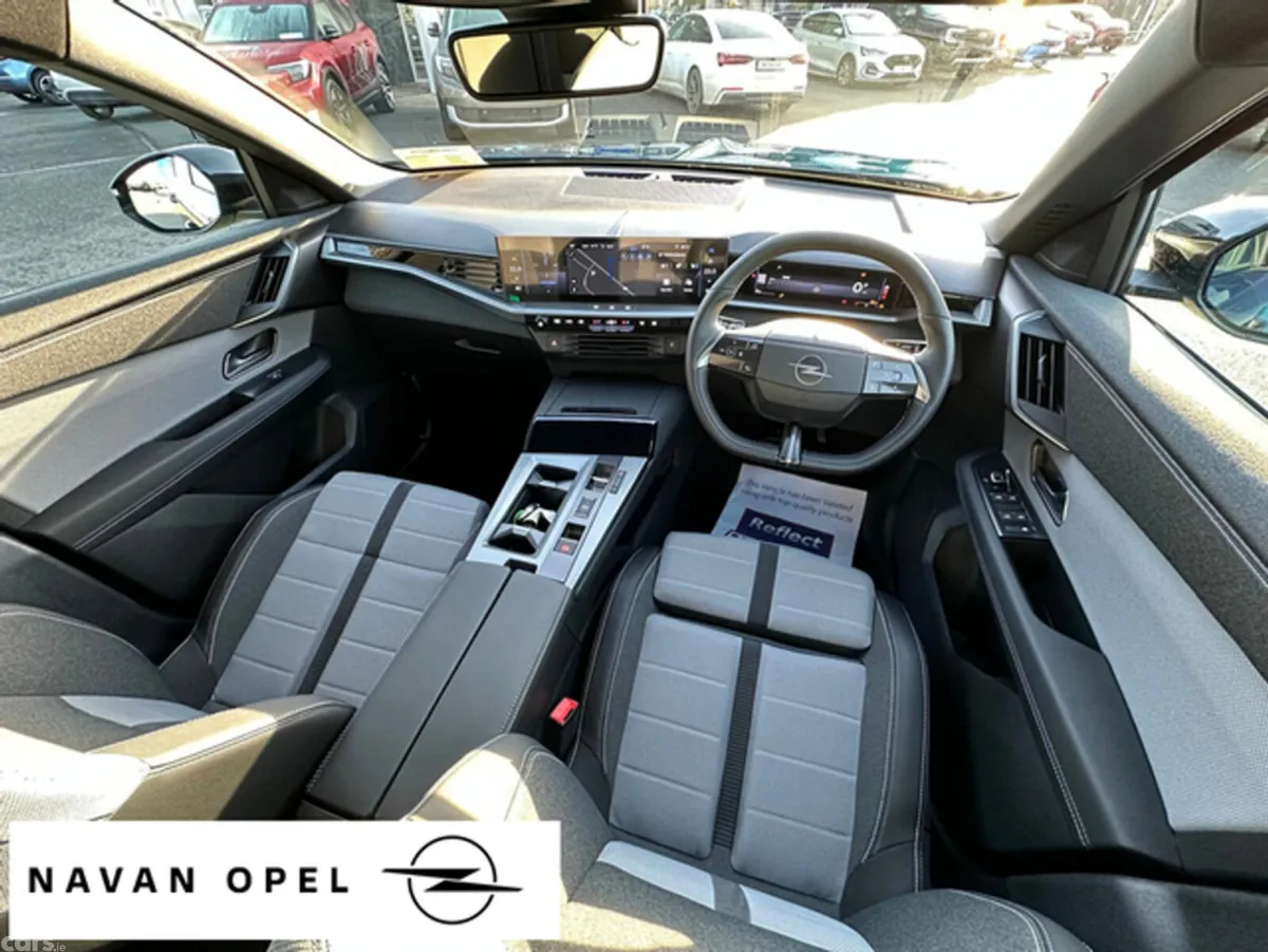 Opel Grandland SUV, Electric, 2027, Green