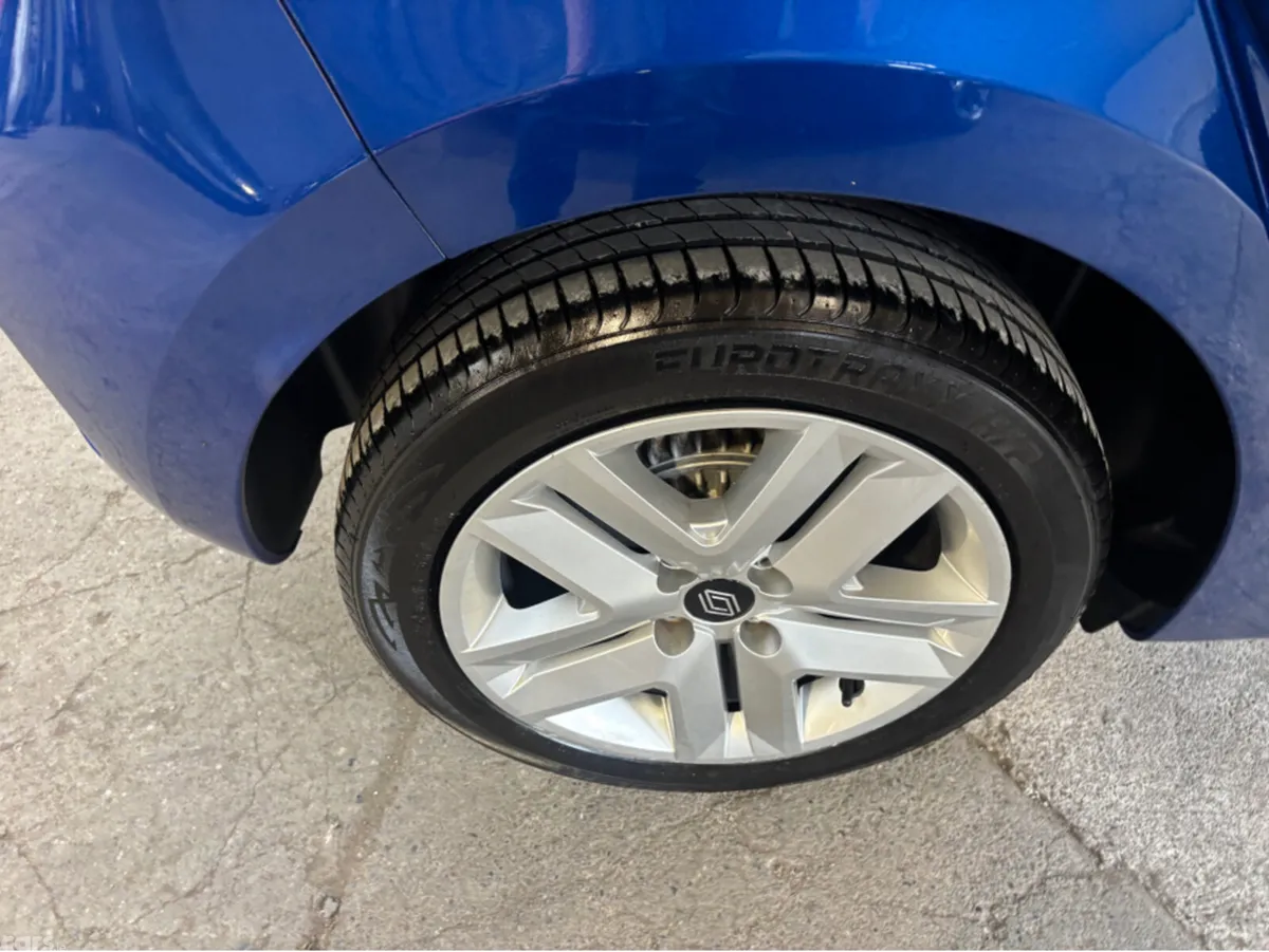 Renault Clio Hatchback, Petrol, 2025, Blue