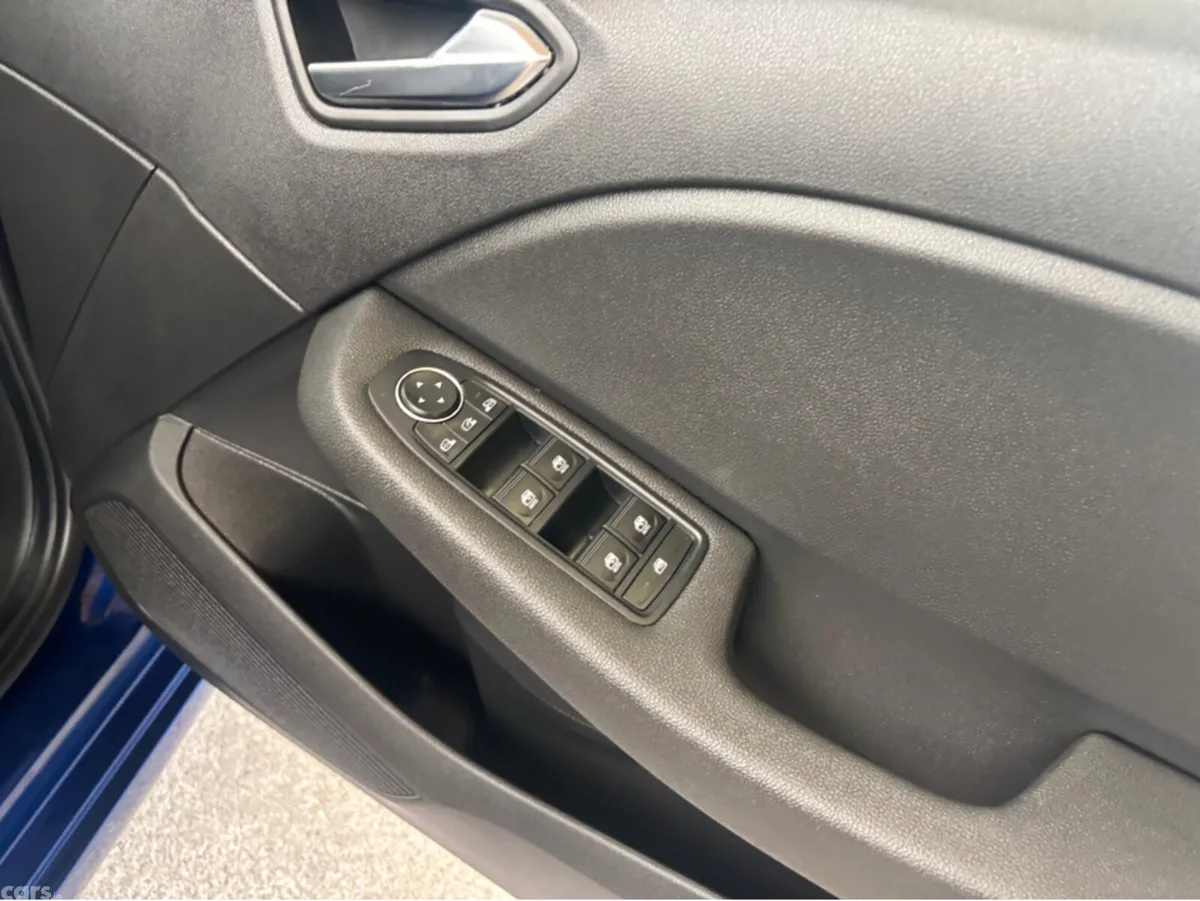 Renault Clio Hatchback, Petrol, 2025, Blue