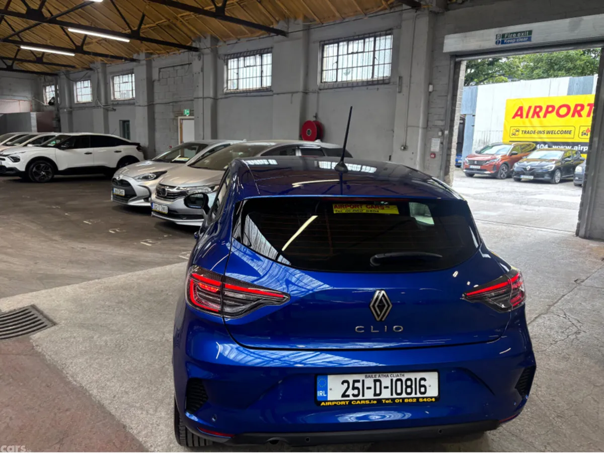 Renault Clio Hatchback, Petrol, 2025, Blue