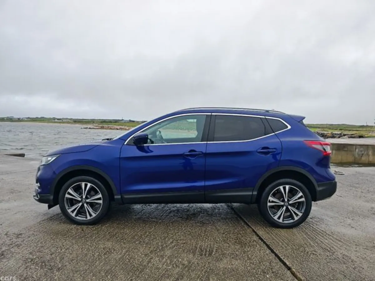 Nissan Qashqai Hatchback, Diesel, 2019, Blue