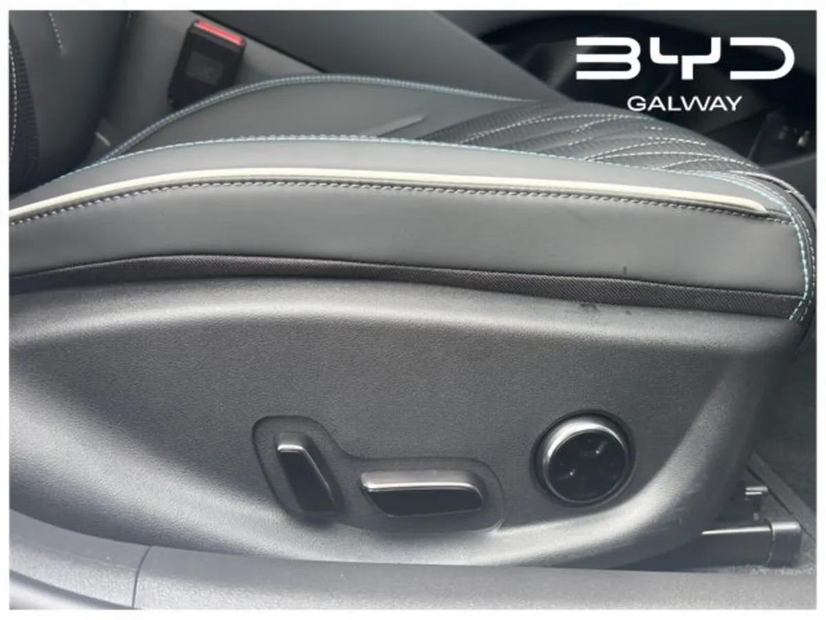 BYD SEAL Saloon, Electric, 2026, White