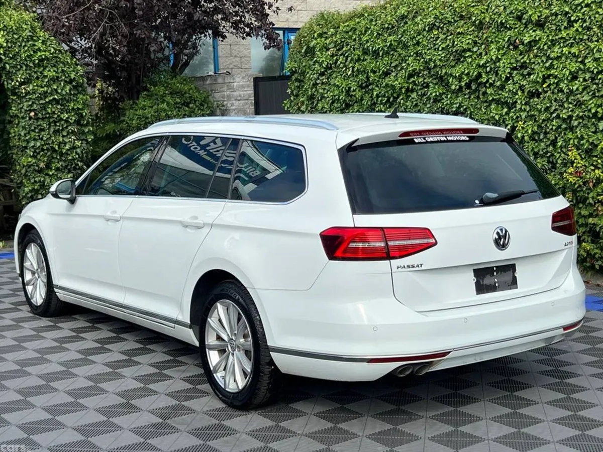 Volkswagen Passat Estate, Diesel, 2019, White