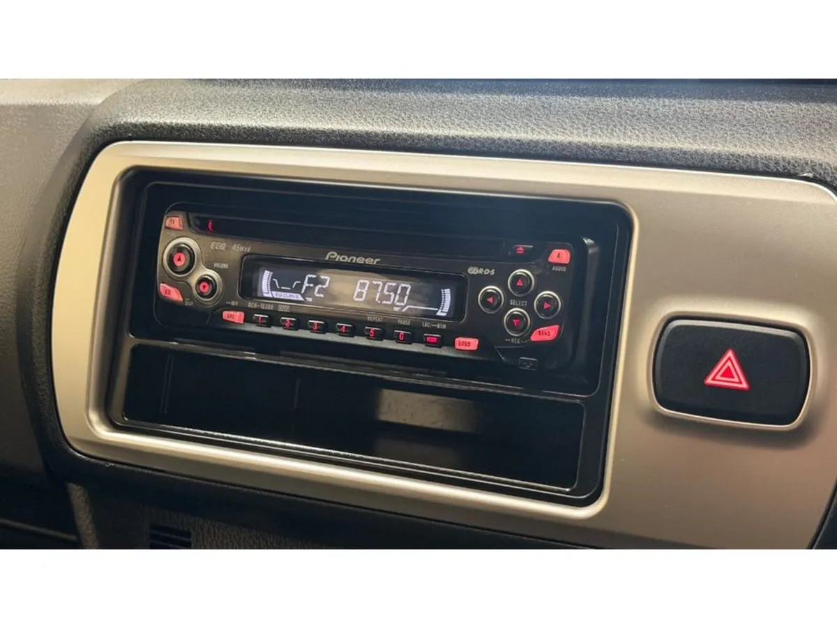 Toyota Vitz Hatchback, Petrol, 2016, Silver