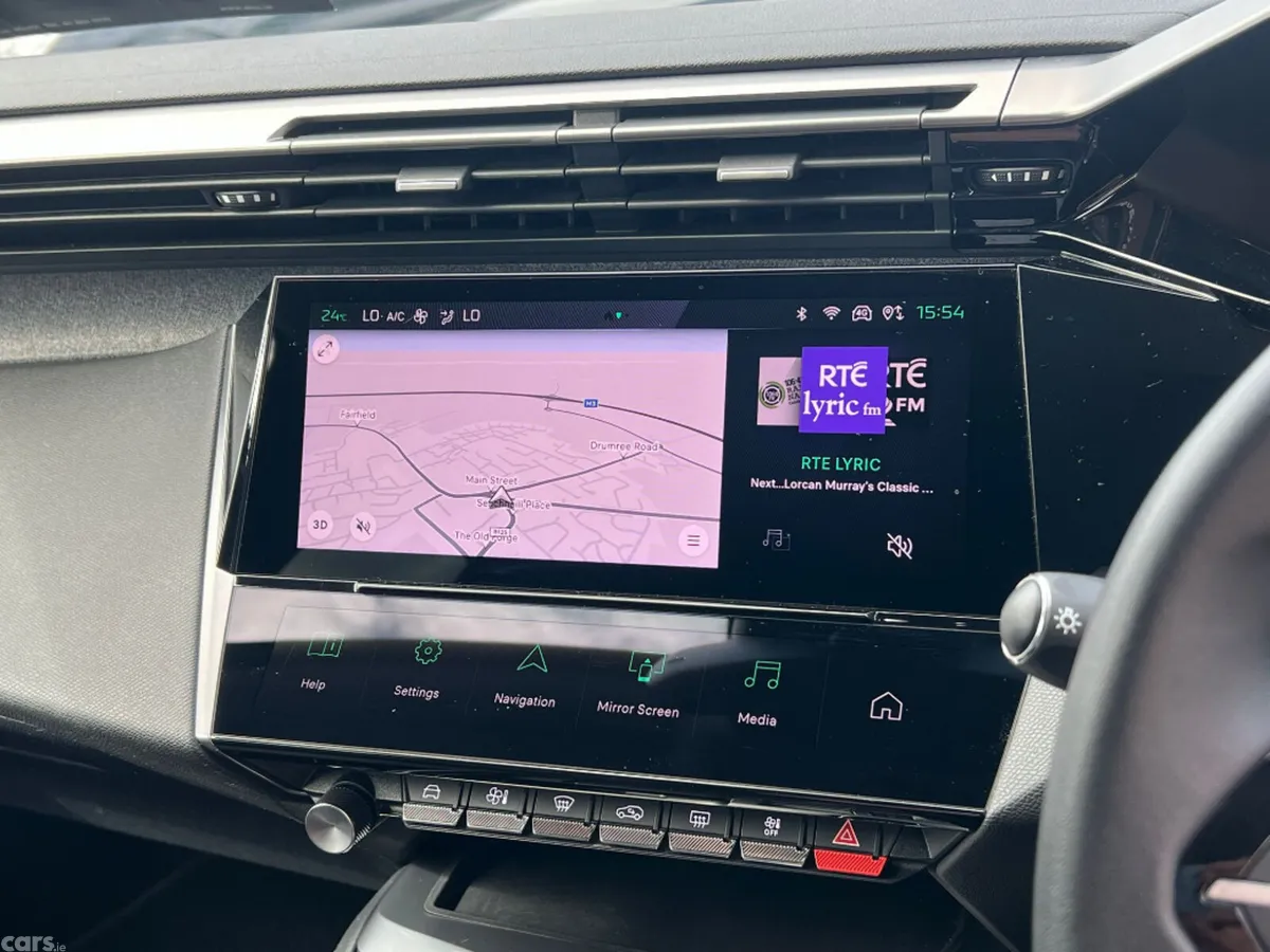 Peugeot 308 Hatchback, Petrol, 2023, Green