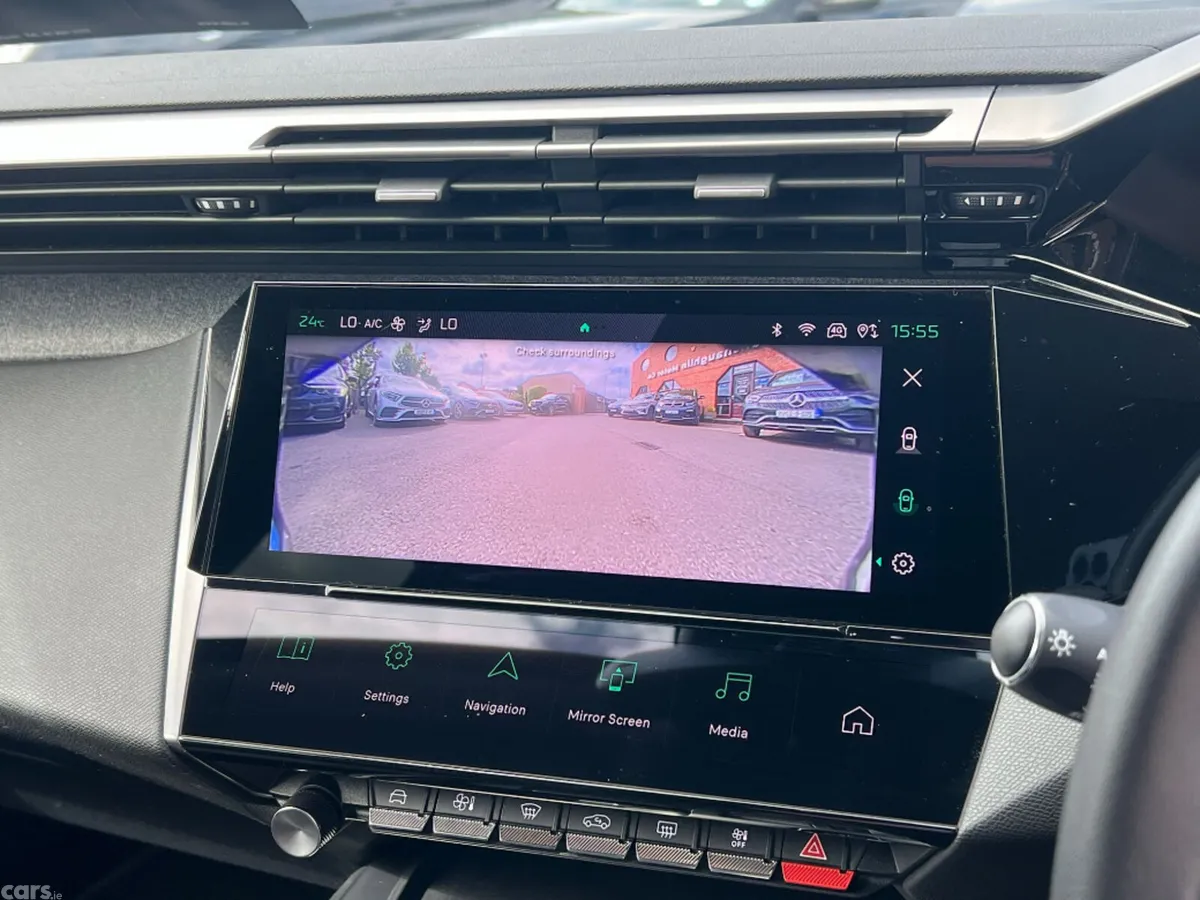 Peugeot 308 Hatchback, Petrol, 2023, Green