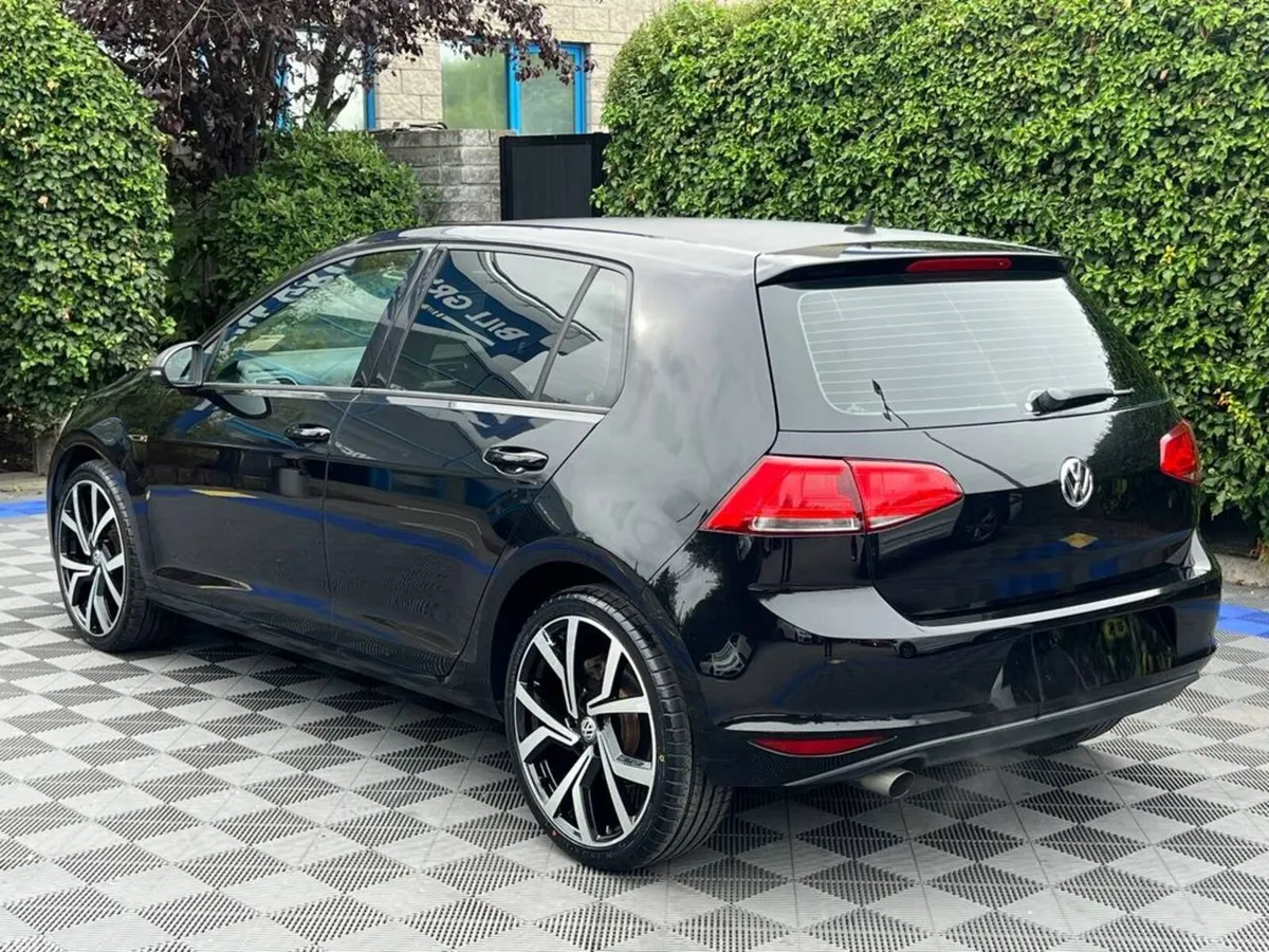 Volkswagen Golf Hatchback, Petrol, 2015, Black