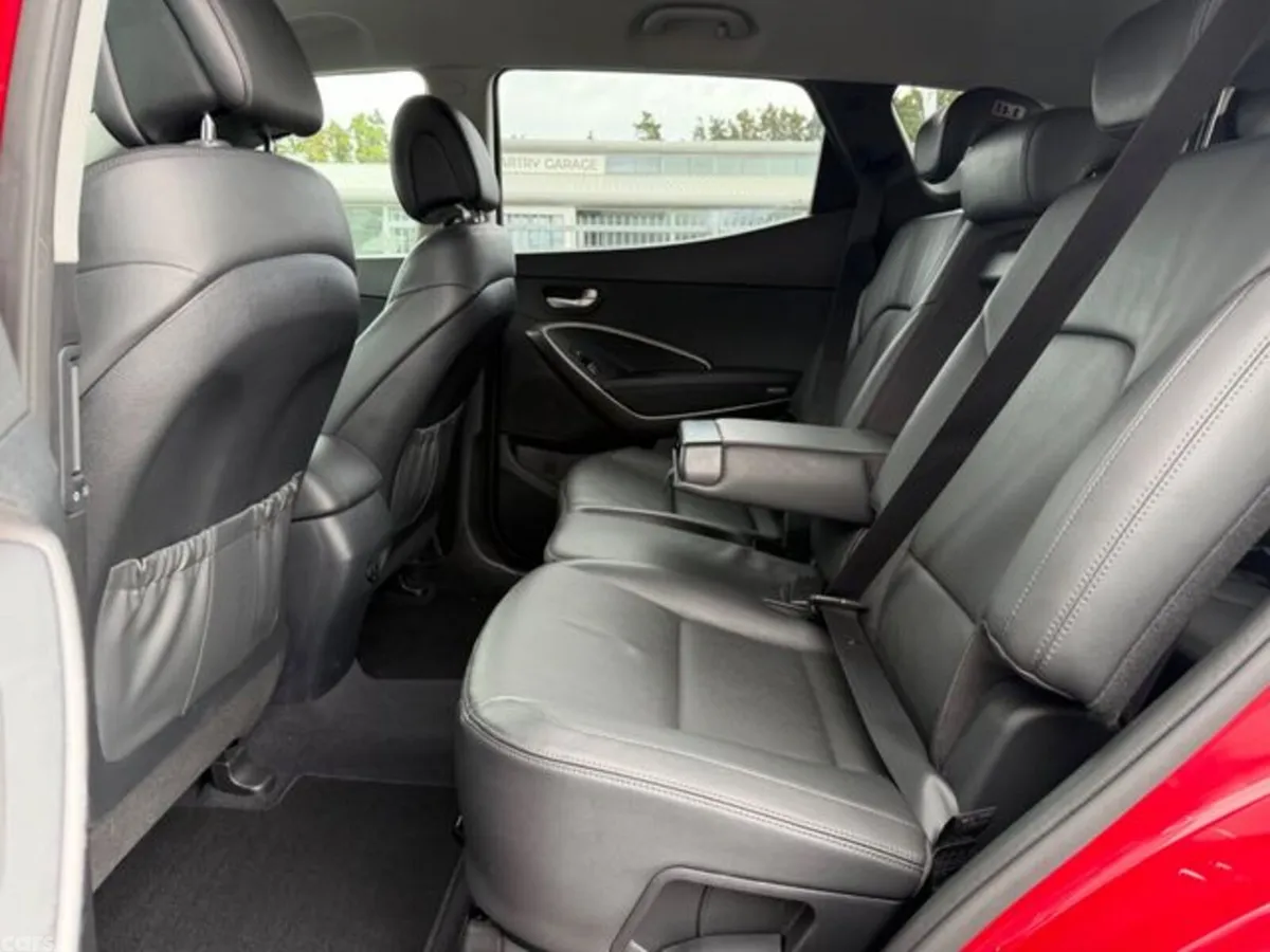 Hyundai Santa Fe SUV, Diesel, 2016, Red