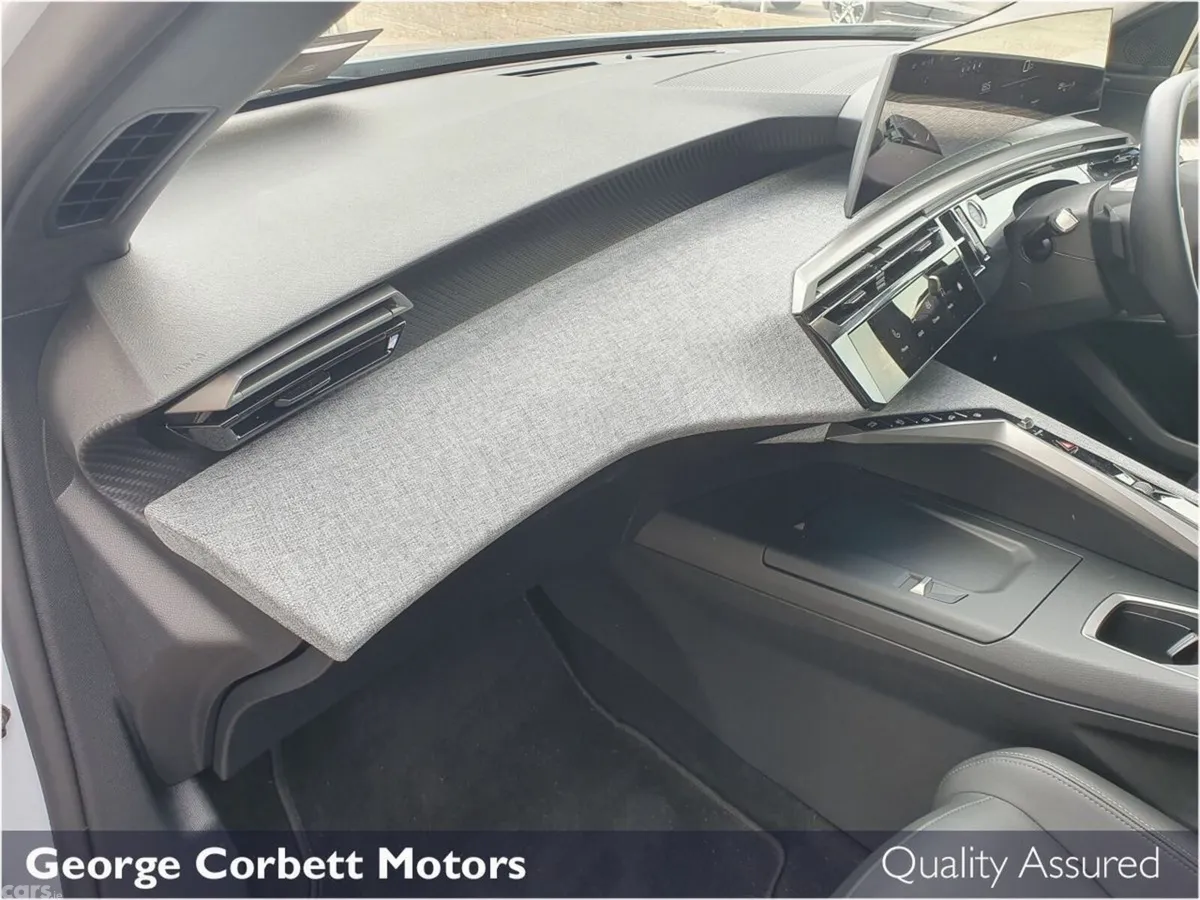 Peugeot 3008 SUV, Petrol Hybrid, 2025, White