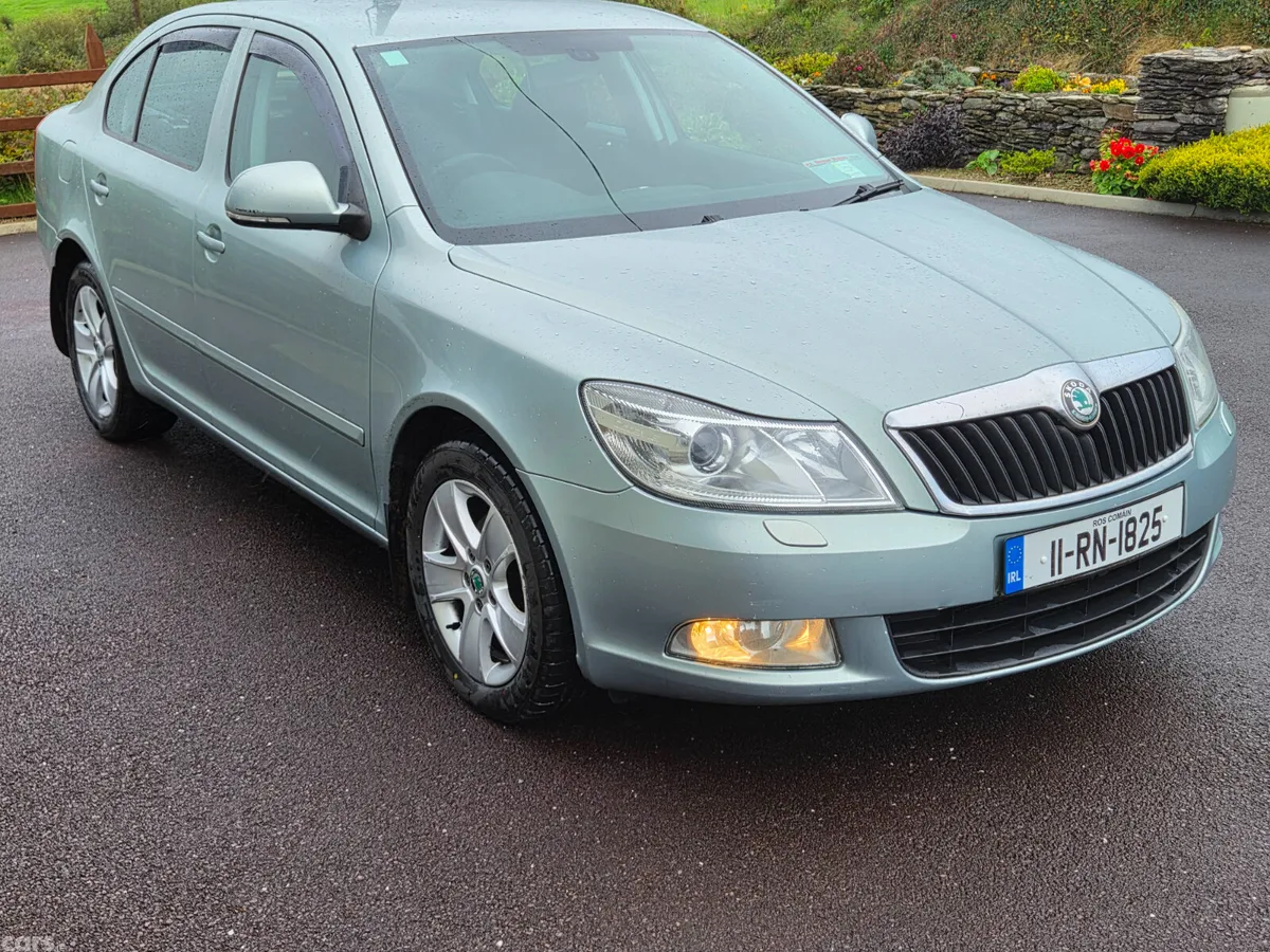 Skoda Octavia Hatchback, Diesel, 2011, Green