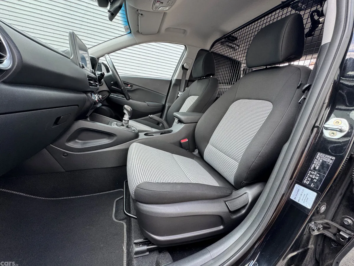 Hyundai KONA Van, Diesel, 2021, Black