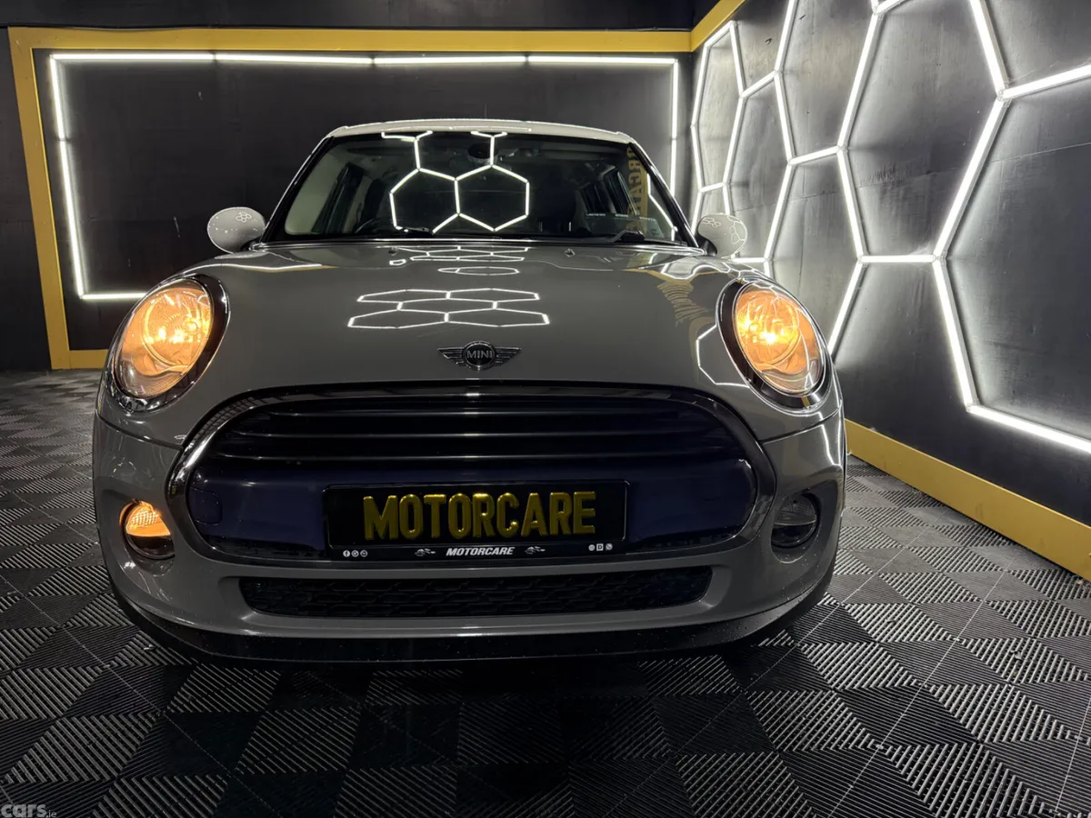 Mini Cooper Hatchback, Diesel, 2016, Grey