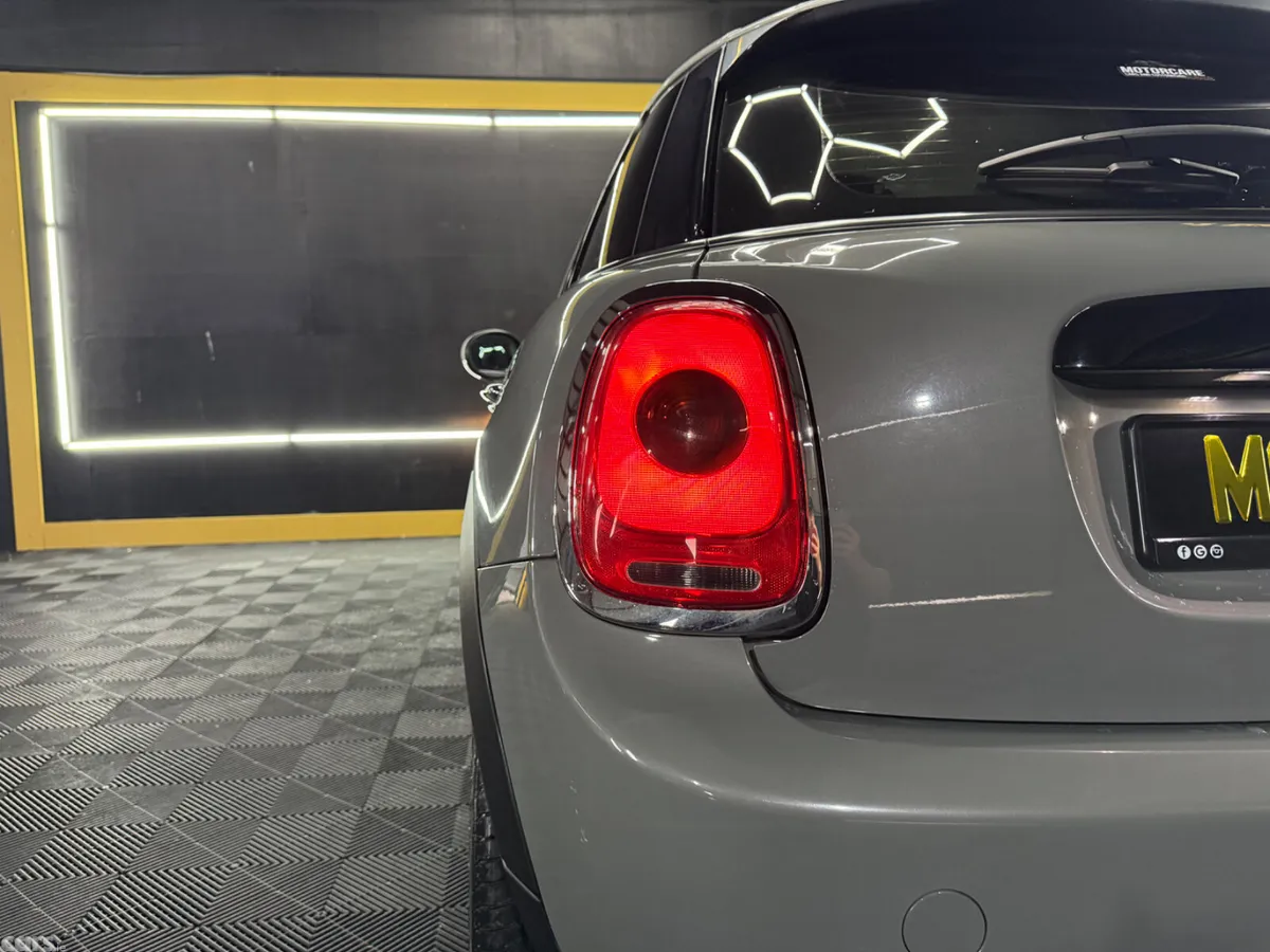 Mini Cooper Hatchback, Diesel, 2016, Grey
