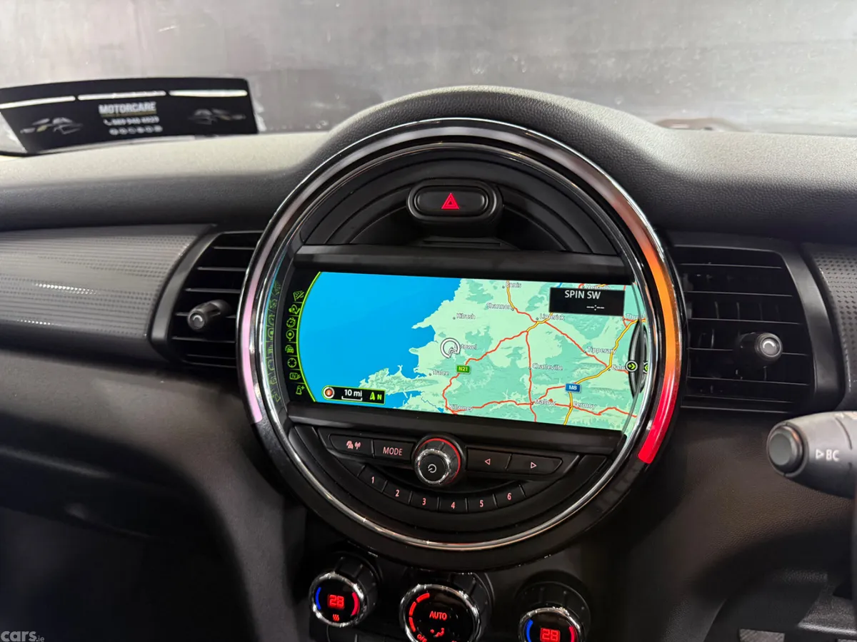 Mini Cooper Hatchback, Diesel, 2016, Grey