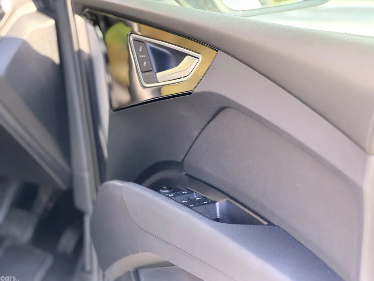 Audi Q4 e-tron SUV, Electric, 2022, Grey