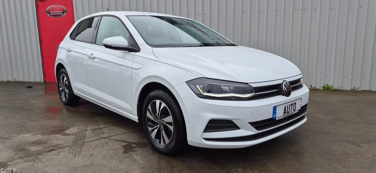 Volkswagen Polo Hatchback, Petrol, 2021, White
