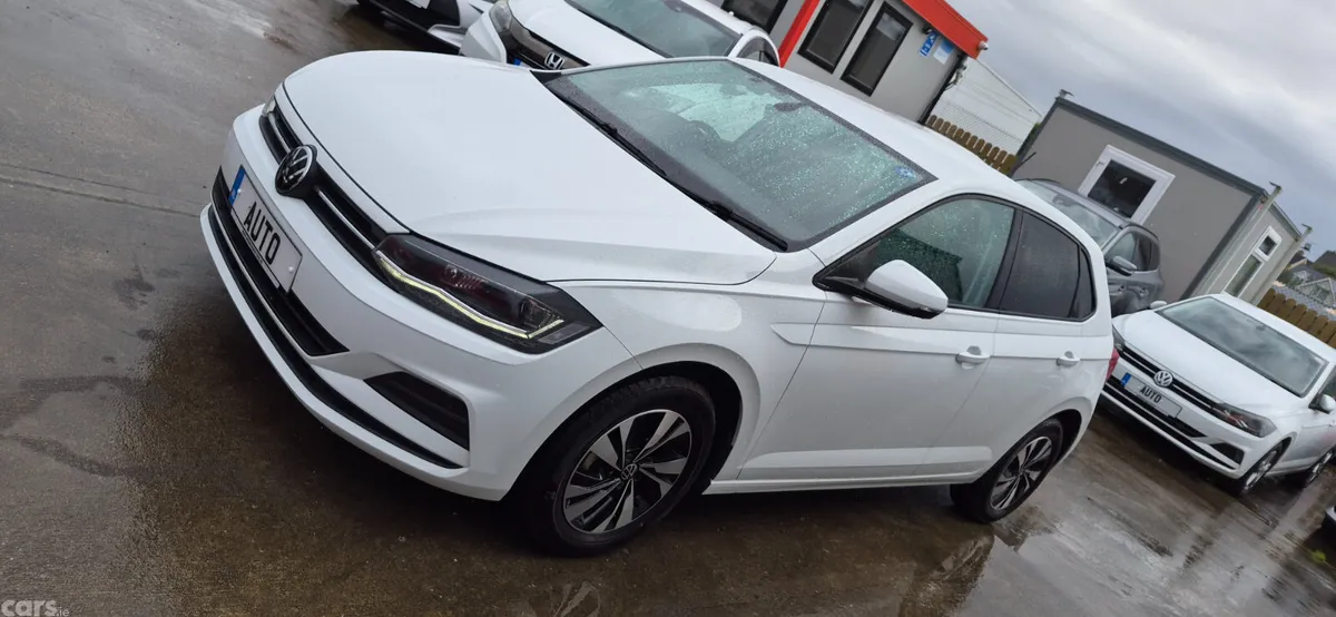Volkswagen Polo Hatchback, Petrol, 2021, White