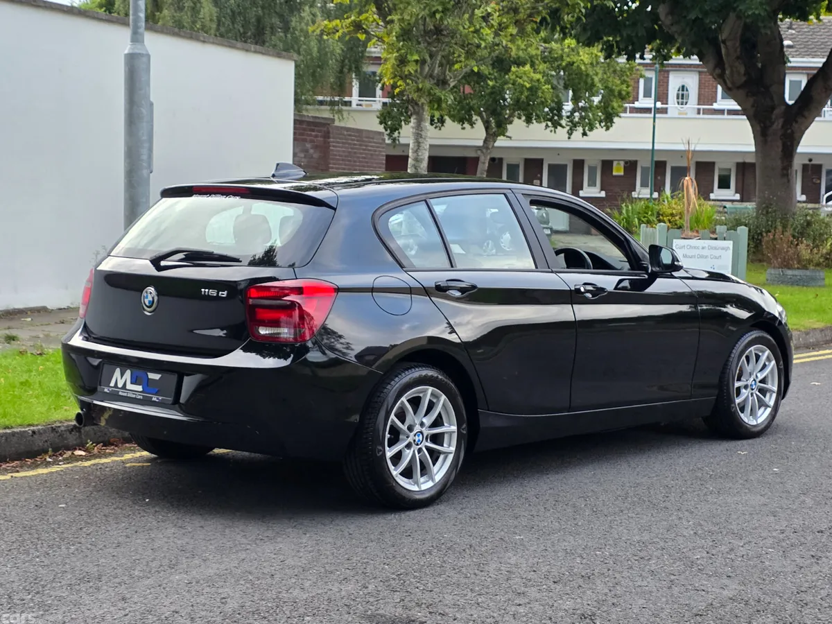 BMW 1-Series Hatchback, Diesel, 2015, Black