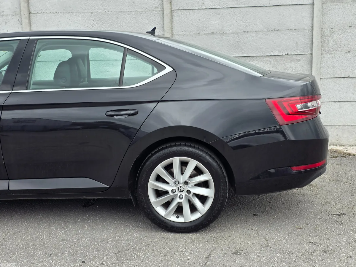 Skoda Superb Saloon, Diesel, 2017, Black
