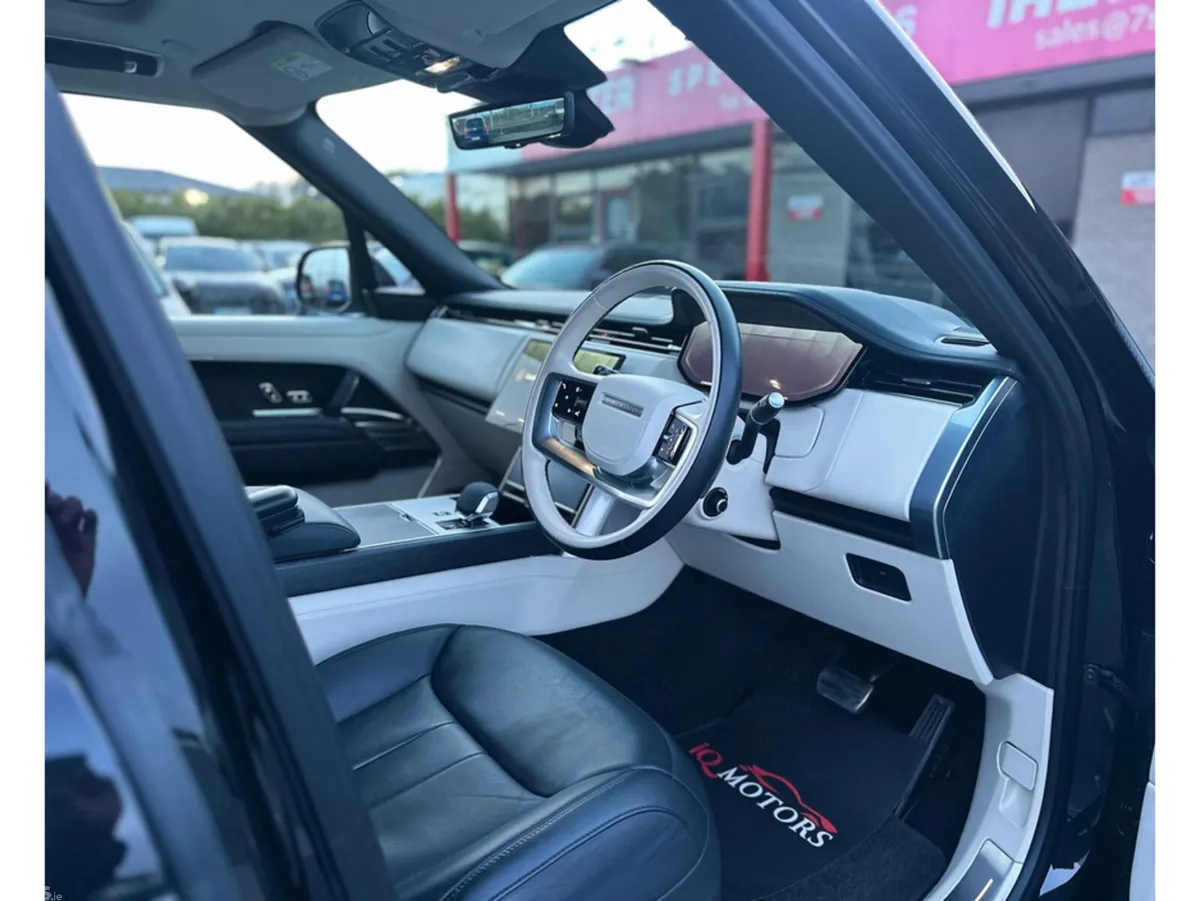 Land Rover Range Rover SUV, Diesel Hybrid, 2024, Black