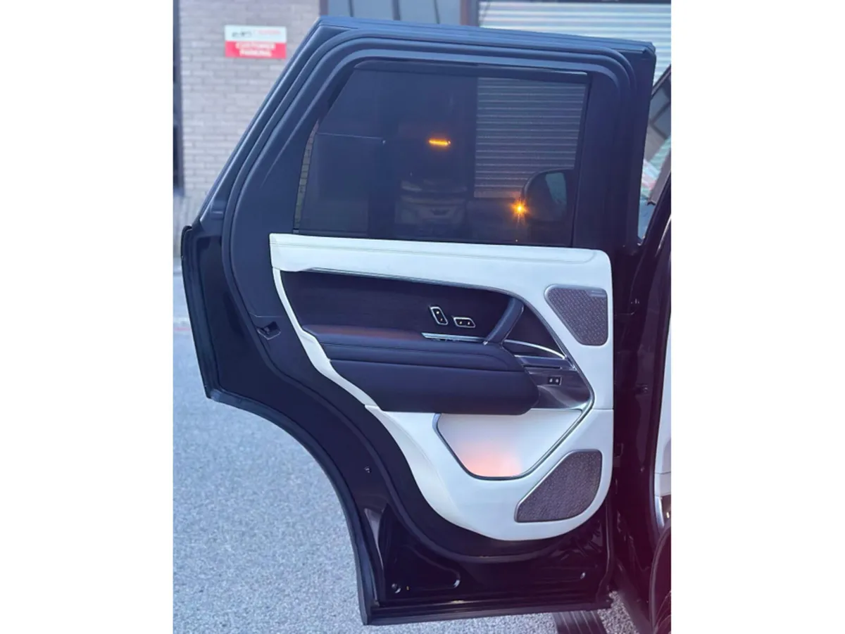 Land Rover Range Rover SUV, Diesel Hybrid, 2024, Black