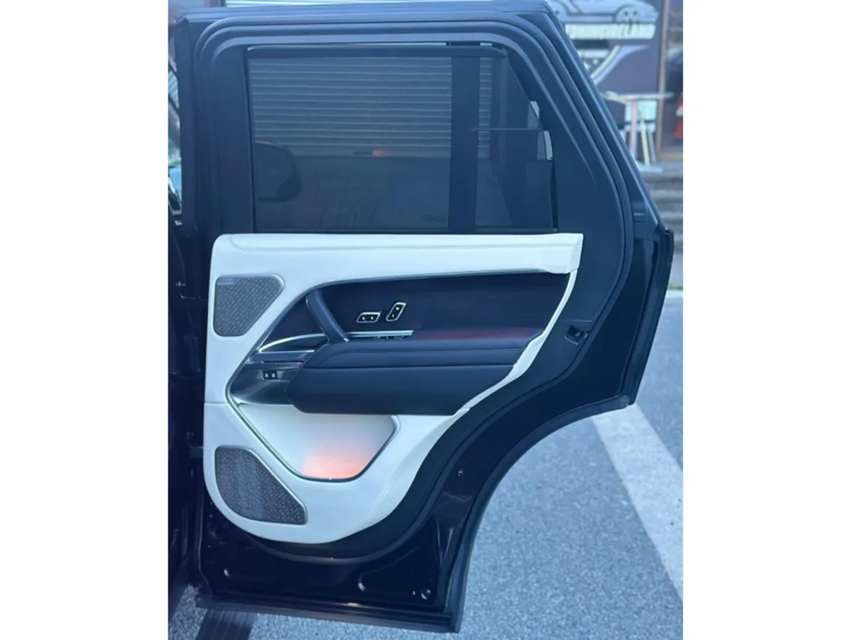 Land Rover Range Rover SUV, Diesel Hybrid, 2024, Black