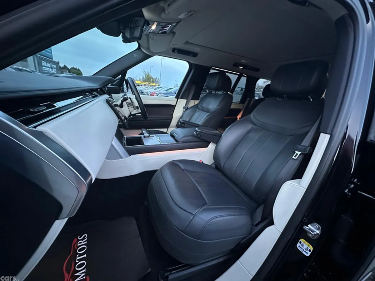 Land Rover Range Rover SUV, Diesel Hybrid, 2024, Black