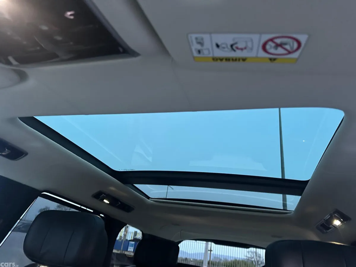 Land Rover Range Rover SUV, Diesel Hybrid, 2024, Black