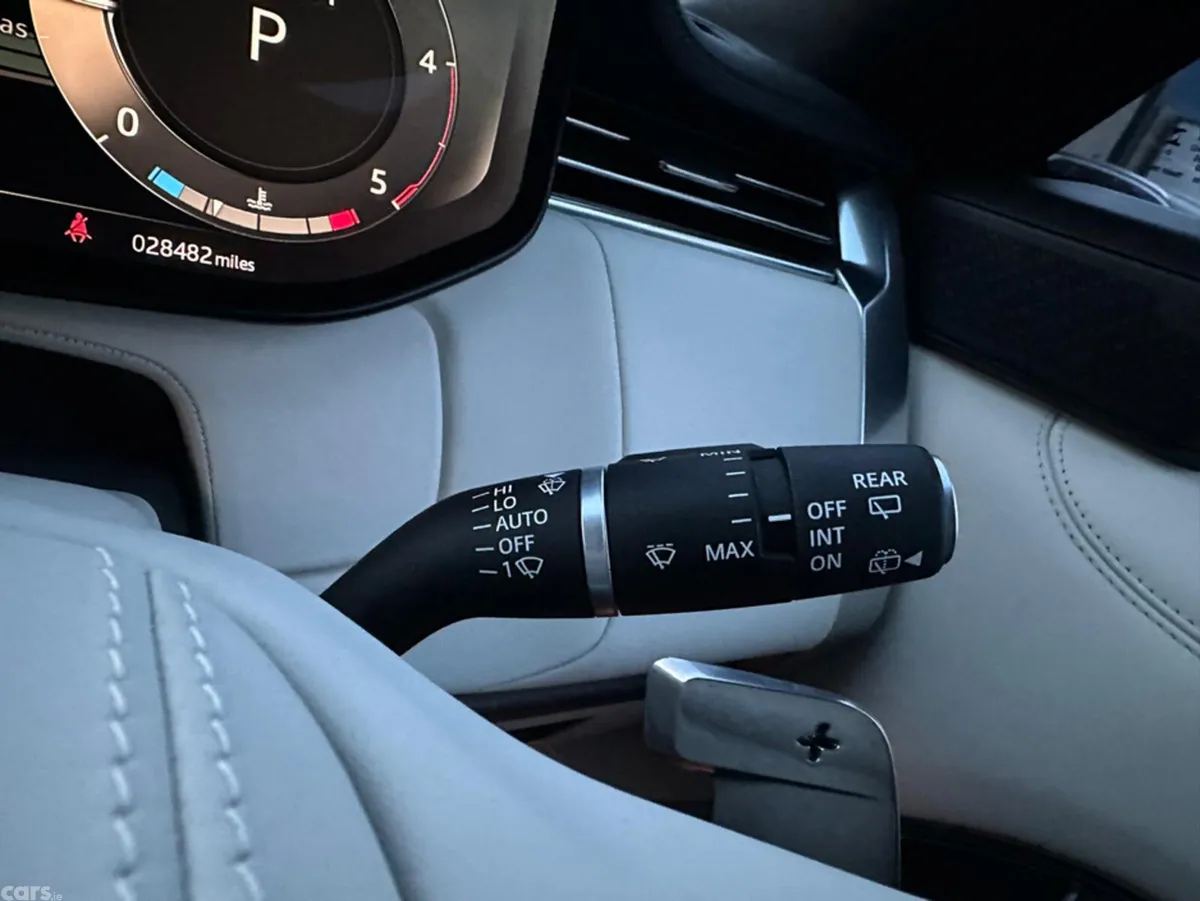 Land Rover Range Rover SUV, Diesel Hybrid, 2024, Black