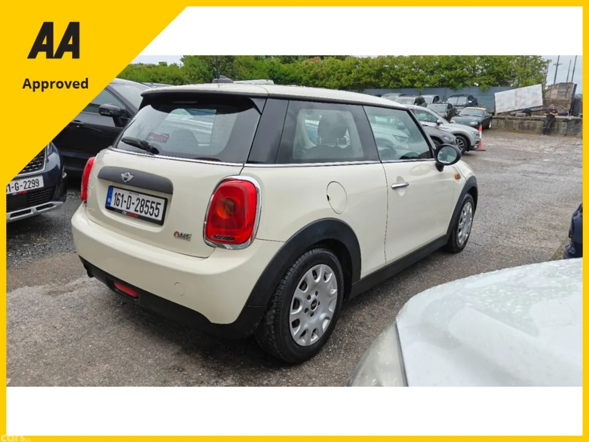 Mini Cooper Hatchback, Petrol, 2016, White