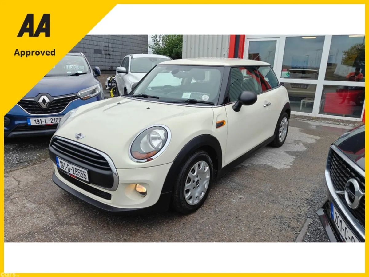 Mini Cooper Hatchback, Petrol, 2016, White