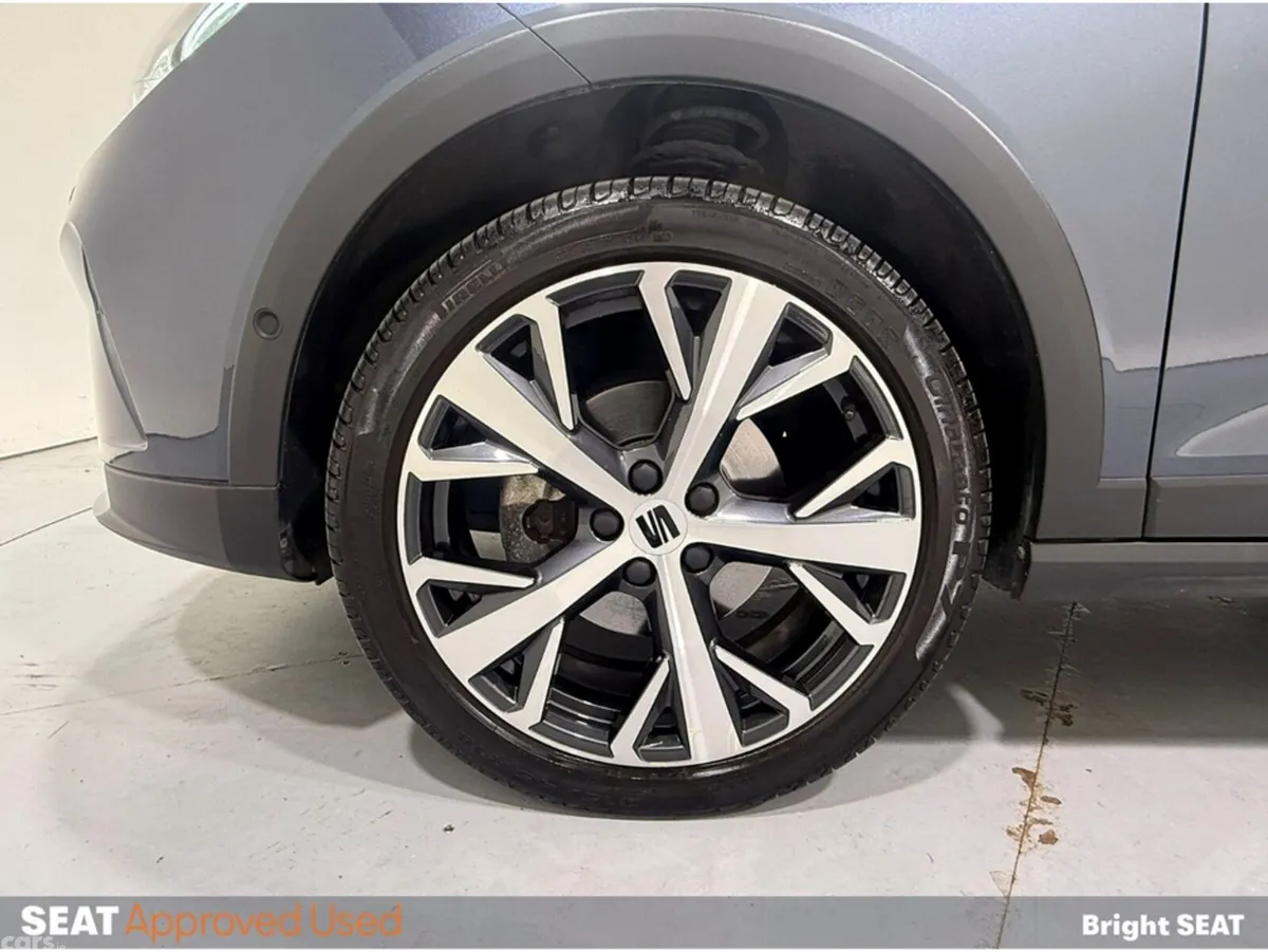 SEAT Arona Hatchback, Petrol, 2023, Grey
