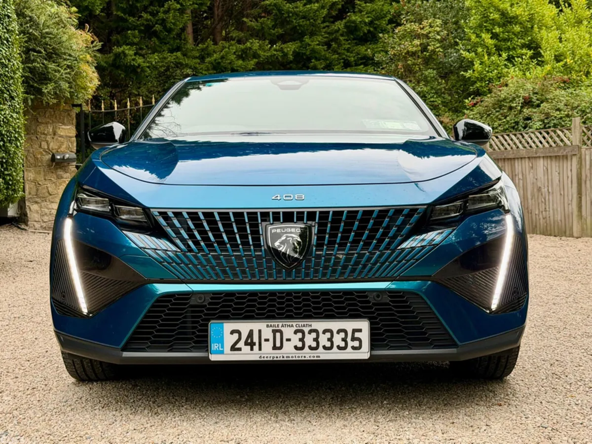 Peugeot 408 Hatchback, Petrol, 2024, Blue