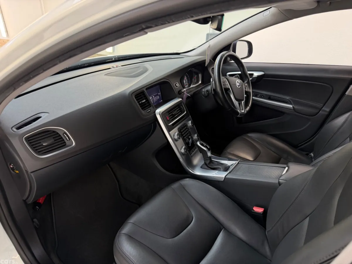 Volvo V60 Estate, Diesel, 2018, White