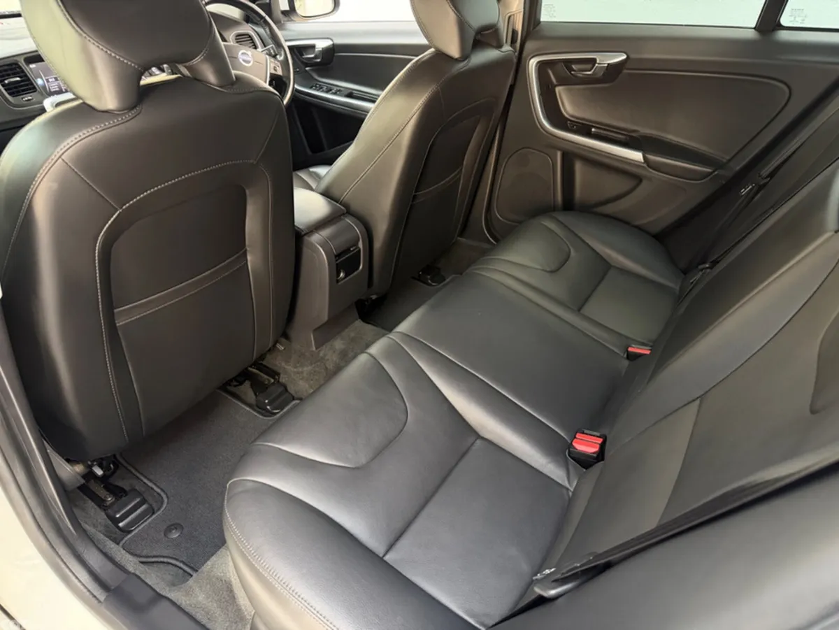 Volvo V60 Estate, Diesel, 2018, White