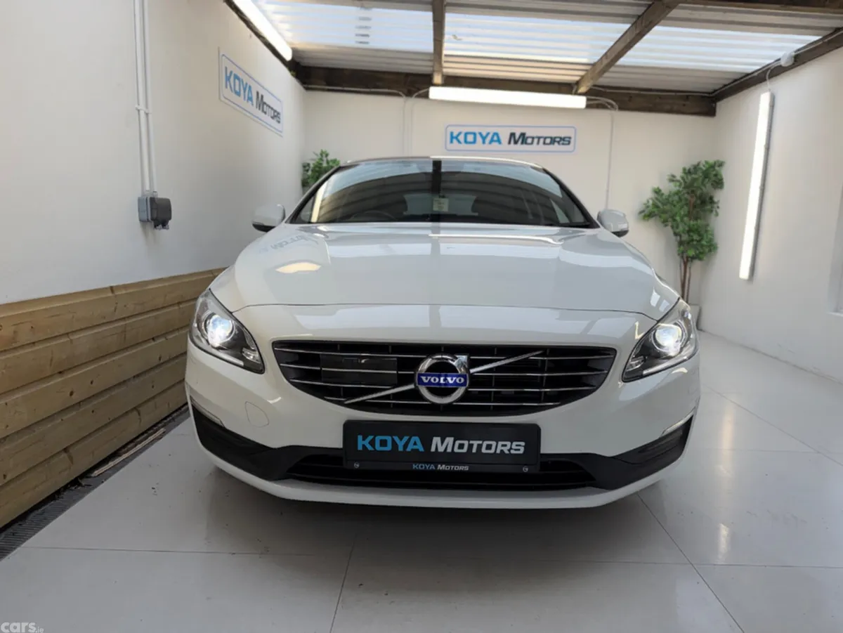Volvo V60 Estate, Diesel, 2018, White