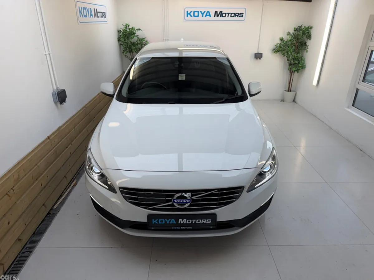 Volvo V60 Estate, Diesel, 2018, White