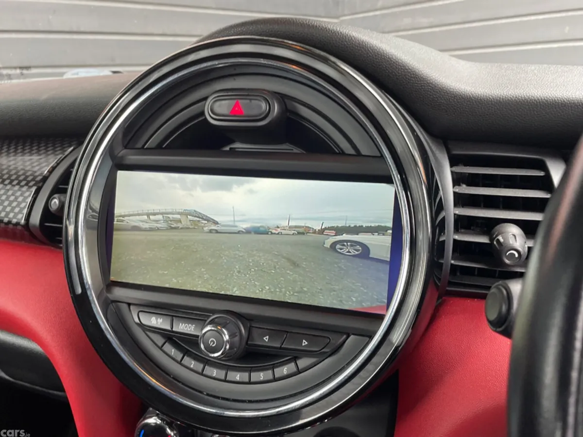 Mini Cooper Hatchback, Petrol, 2014, Red