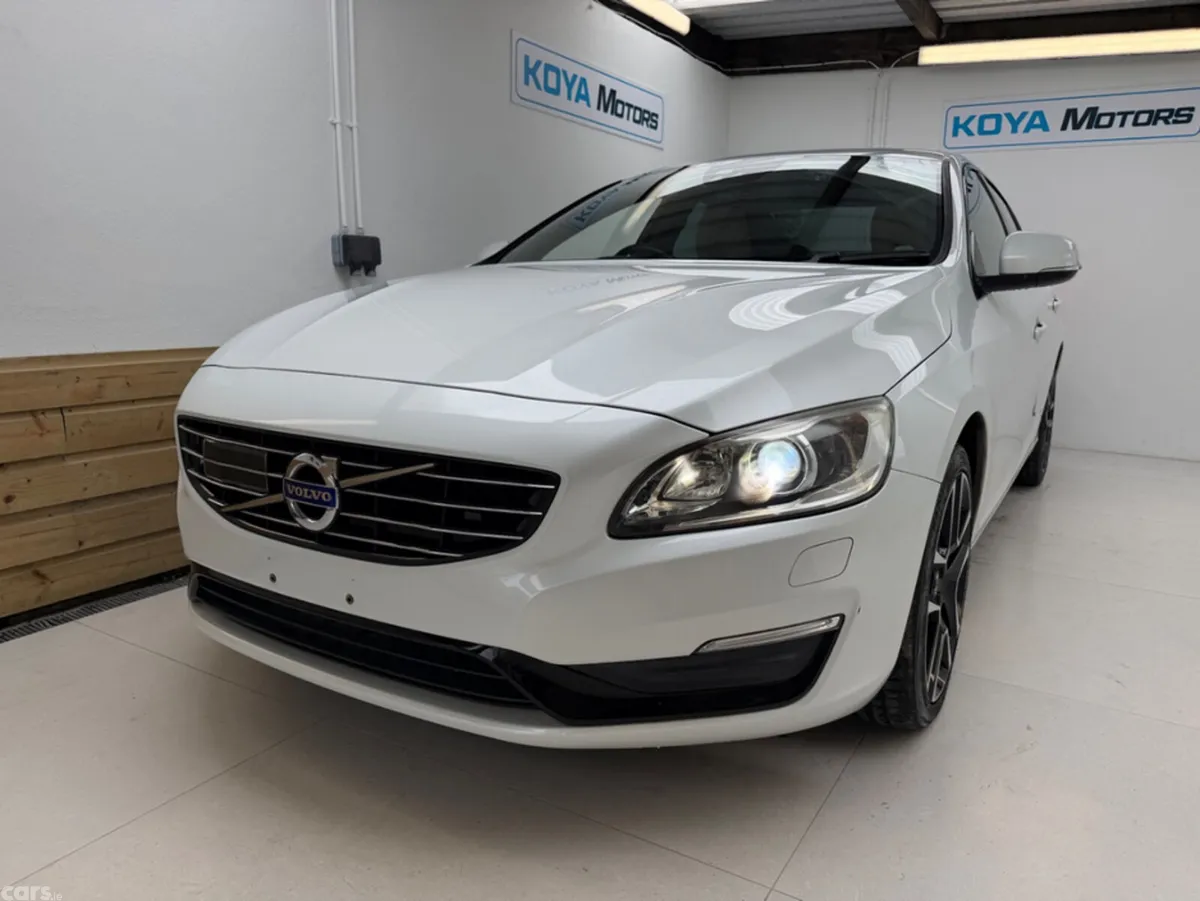 Volvo S60 Saloon, Diesel, 2017, White