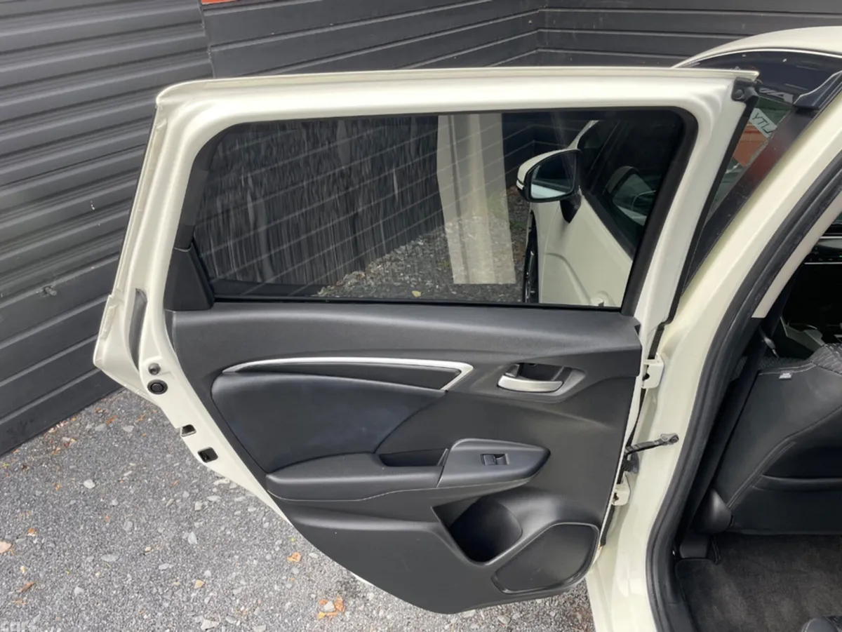 Honda Fit Hatchback, Petrol Hybrid, 2013, White