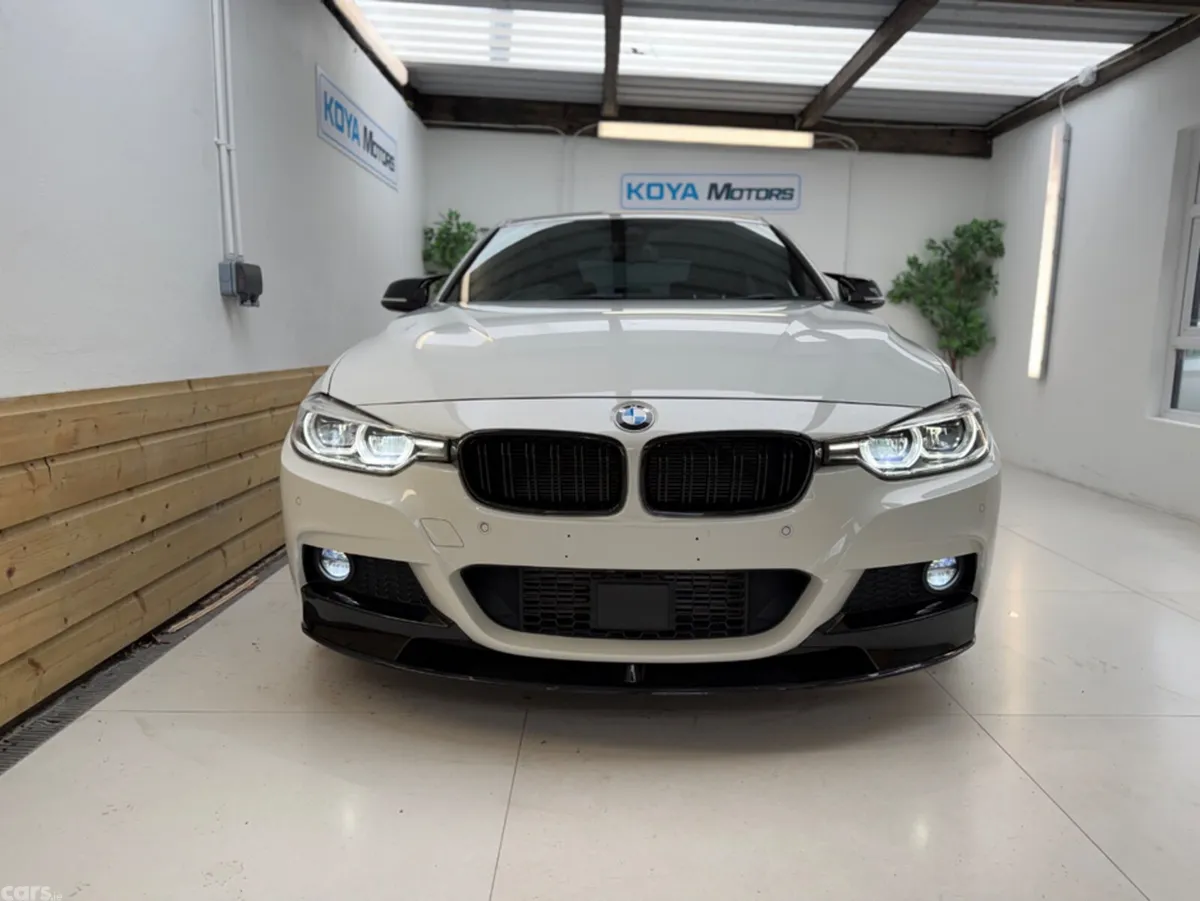 BMW 3-Series Saloon, Diesel, 2017, White