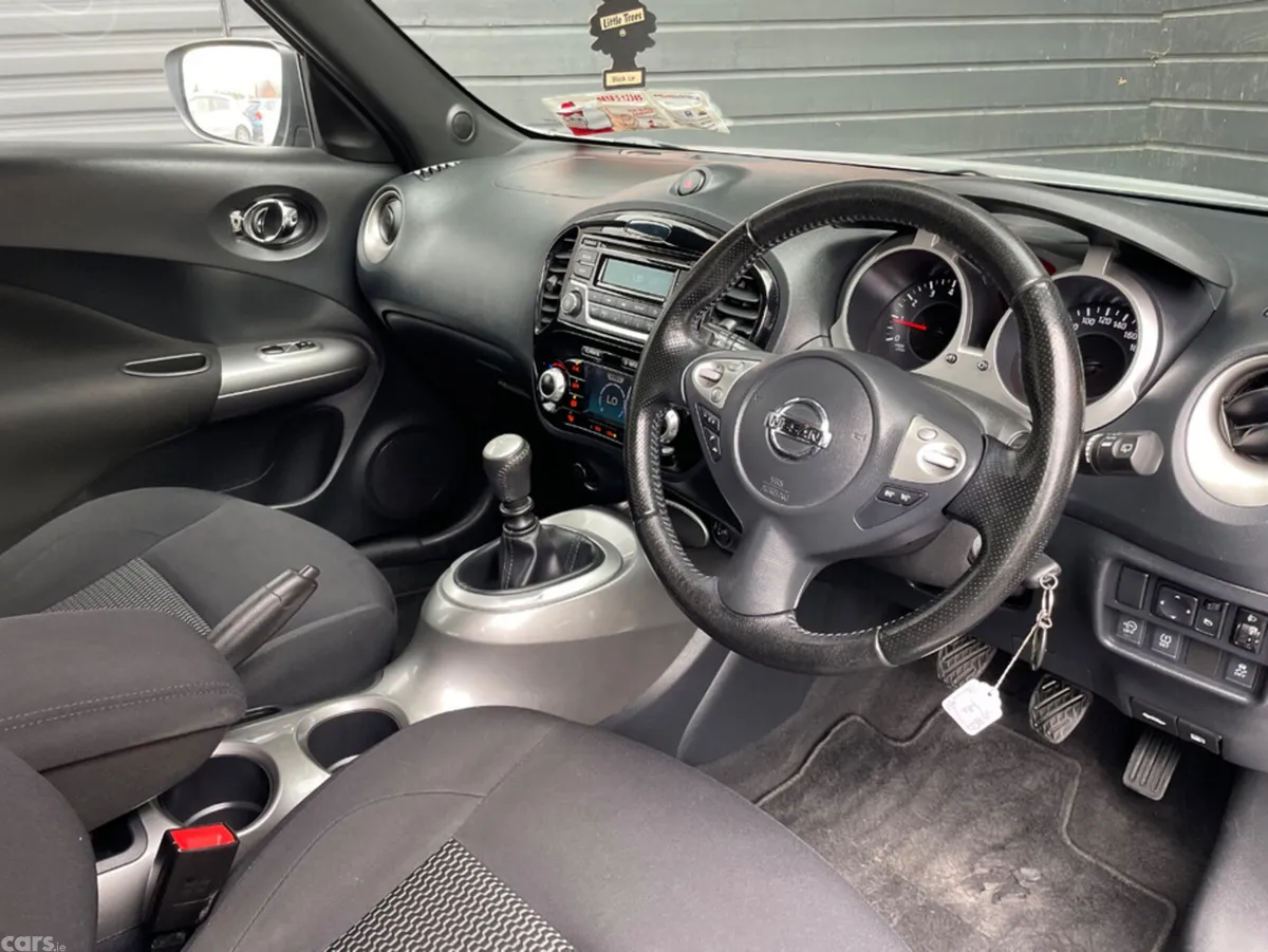 Nissan Juke MPV, Petrol, 2016, Silver