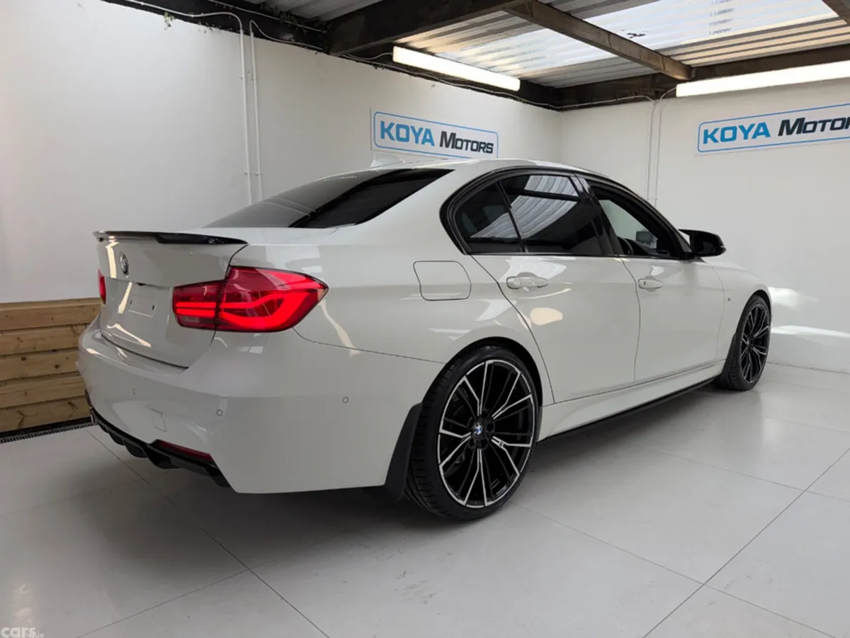 BMW 3-Series Saloon, Diesel, 2017, White