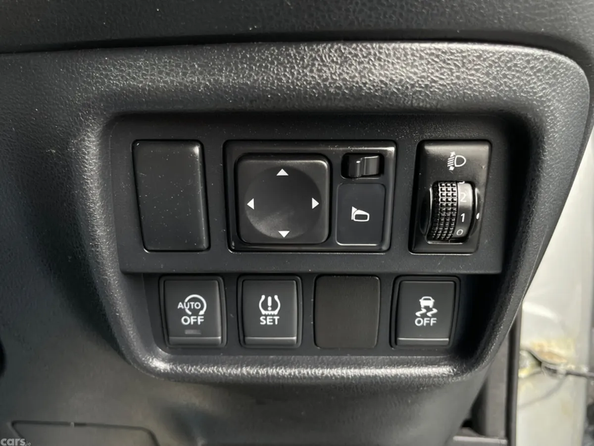 Nissan Juke MPV, Petrol, 2016, Silver
